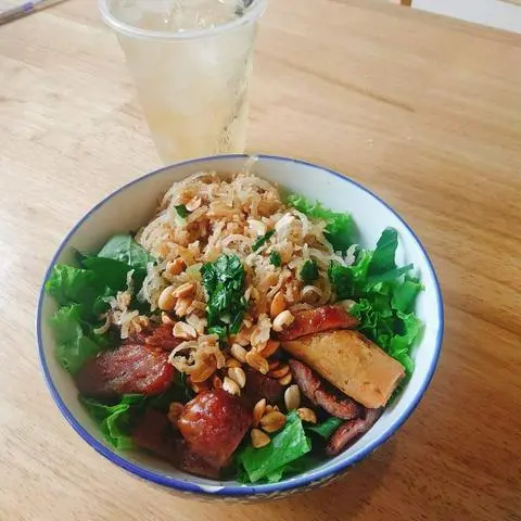 Hình ảnh Bún thịt nướng đặc biệt