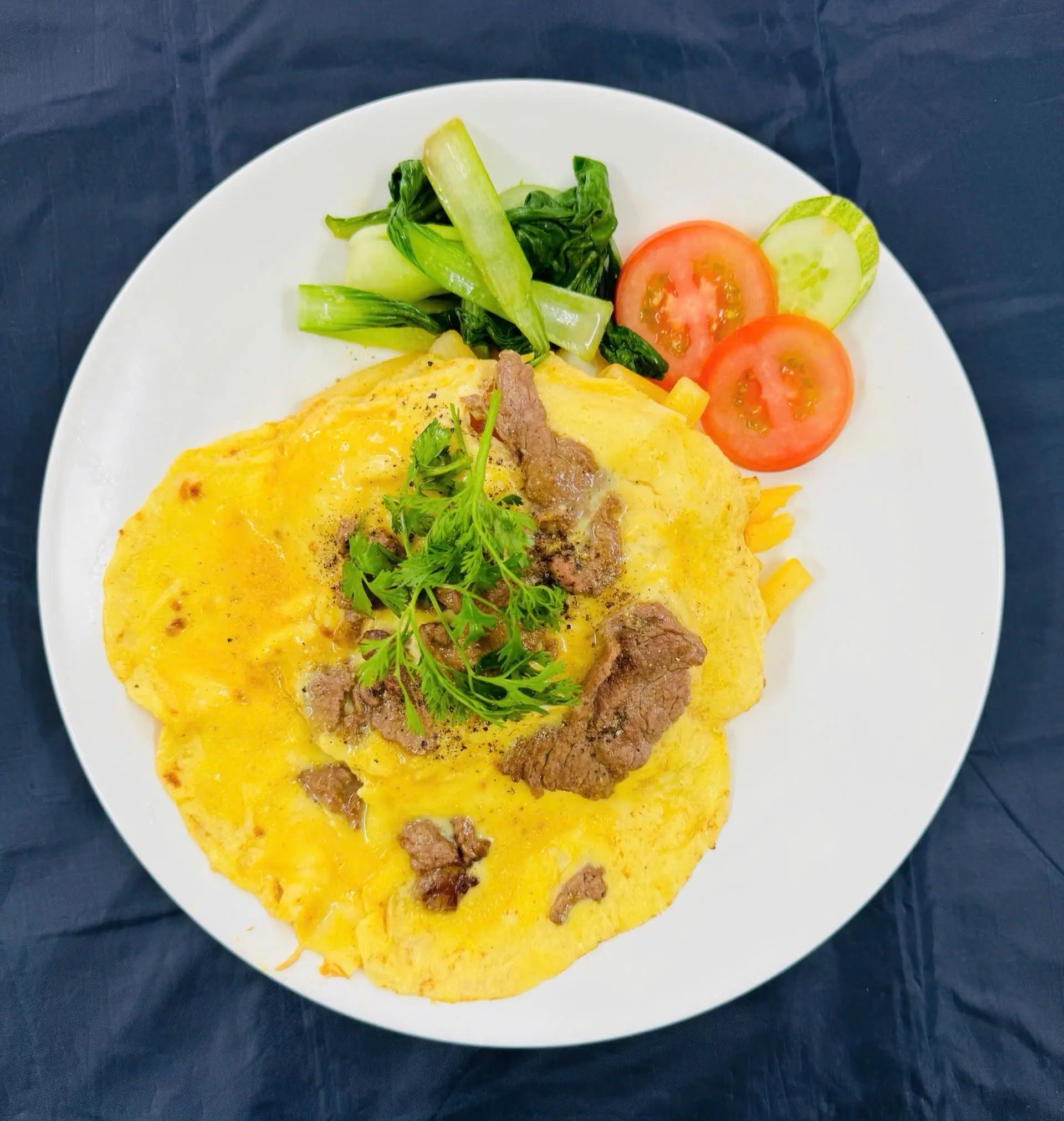Hình ảnh Nui bò phủ trứng