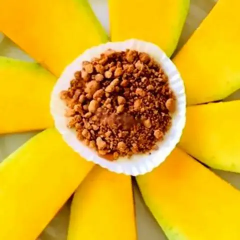 Hình ảnh Xoài 300g - Muối Tôm