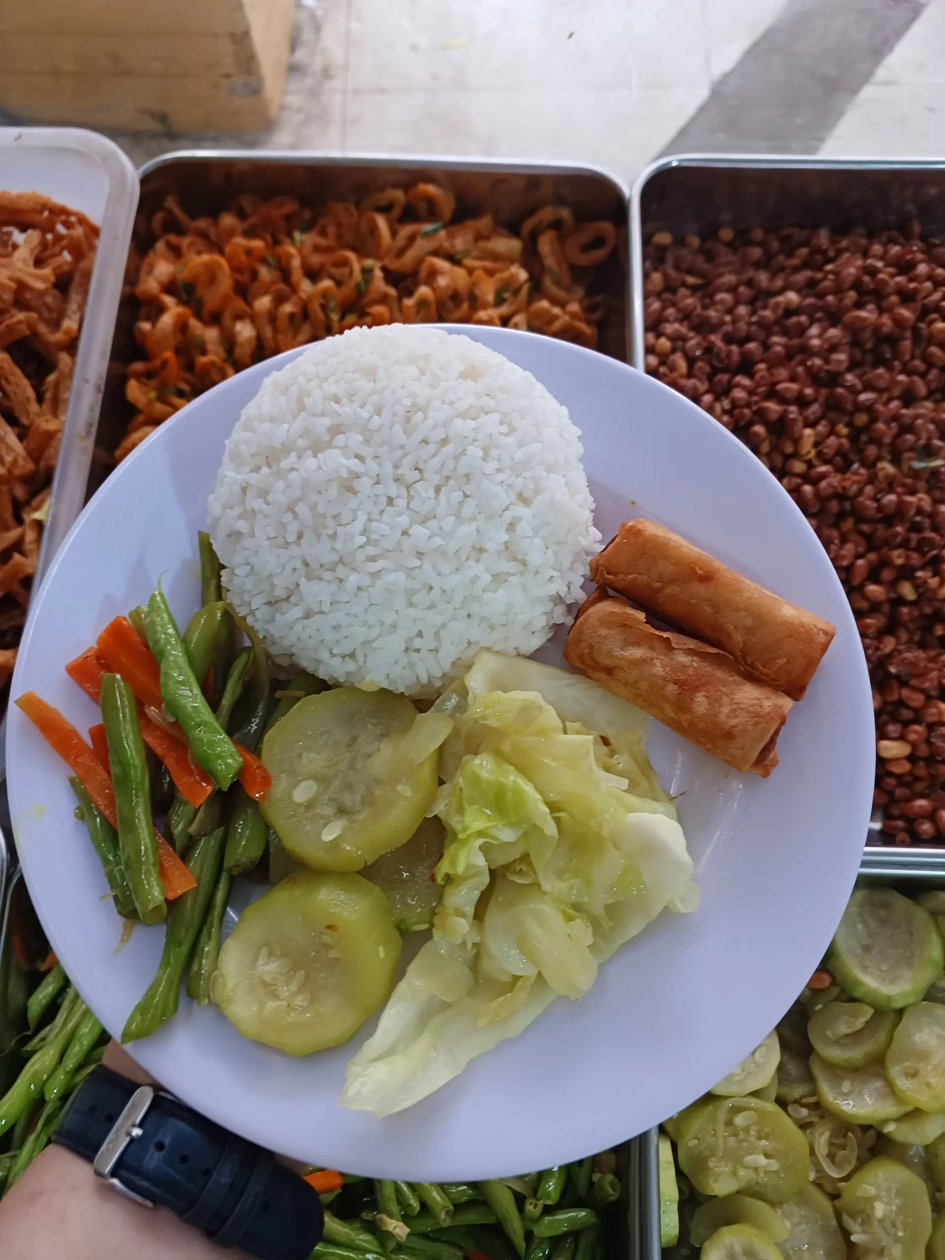 Hình ảnh Cơm Chay Rau Xào Chả Giò