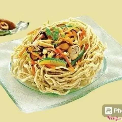 Hình ảnh Mì xào giòn chay