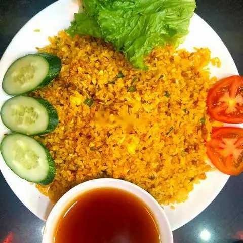 Hình ảnh Cơm chiên tỏi trứng