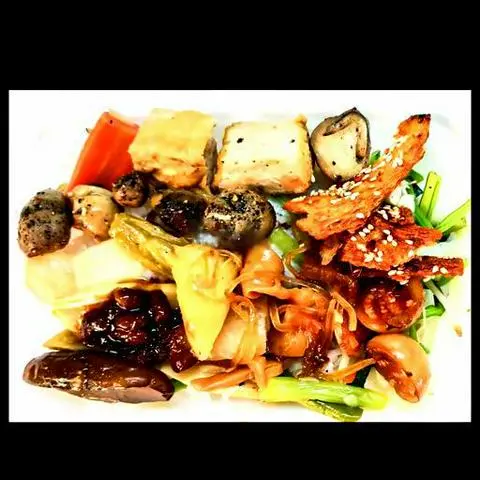 Hình ảnh Cơm Thập Cẩm