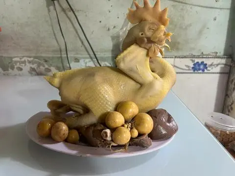 Hình ảnh Gà cúng nguyên con