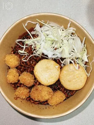Hình ảnh Mỳ tương đen gà