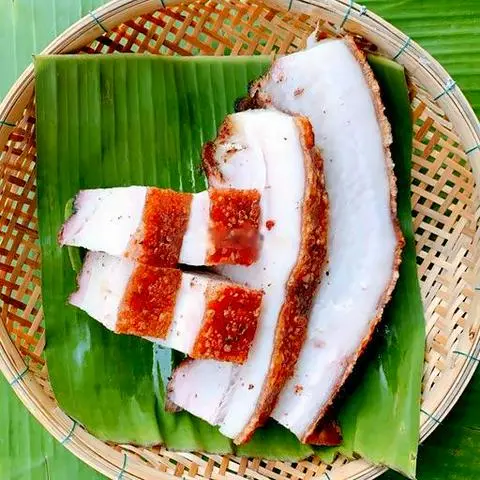 Hình ảnh Thịt heo quay đùi 400g ( chặt miếng)
