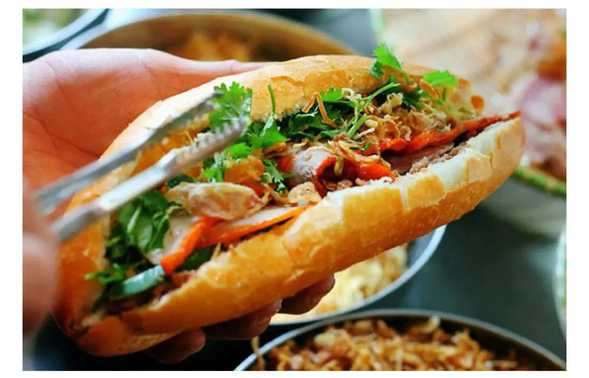 Hình ảnh BM pate xúc xích chả 