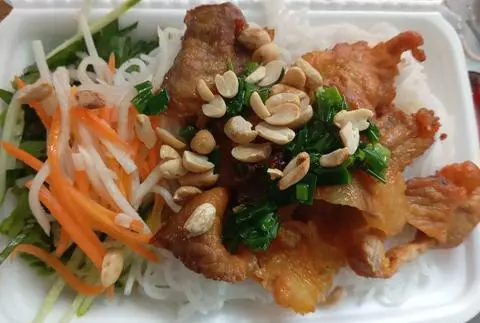 Hình ảnh Bún Thịt Nướng 
