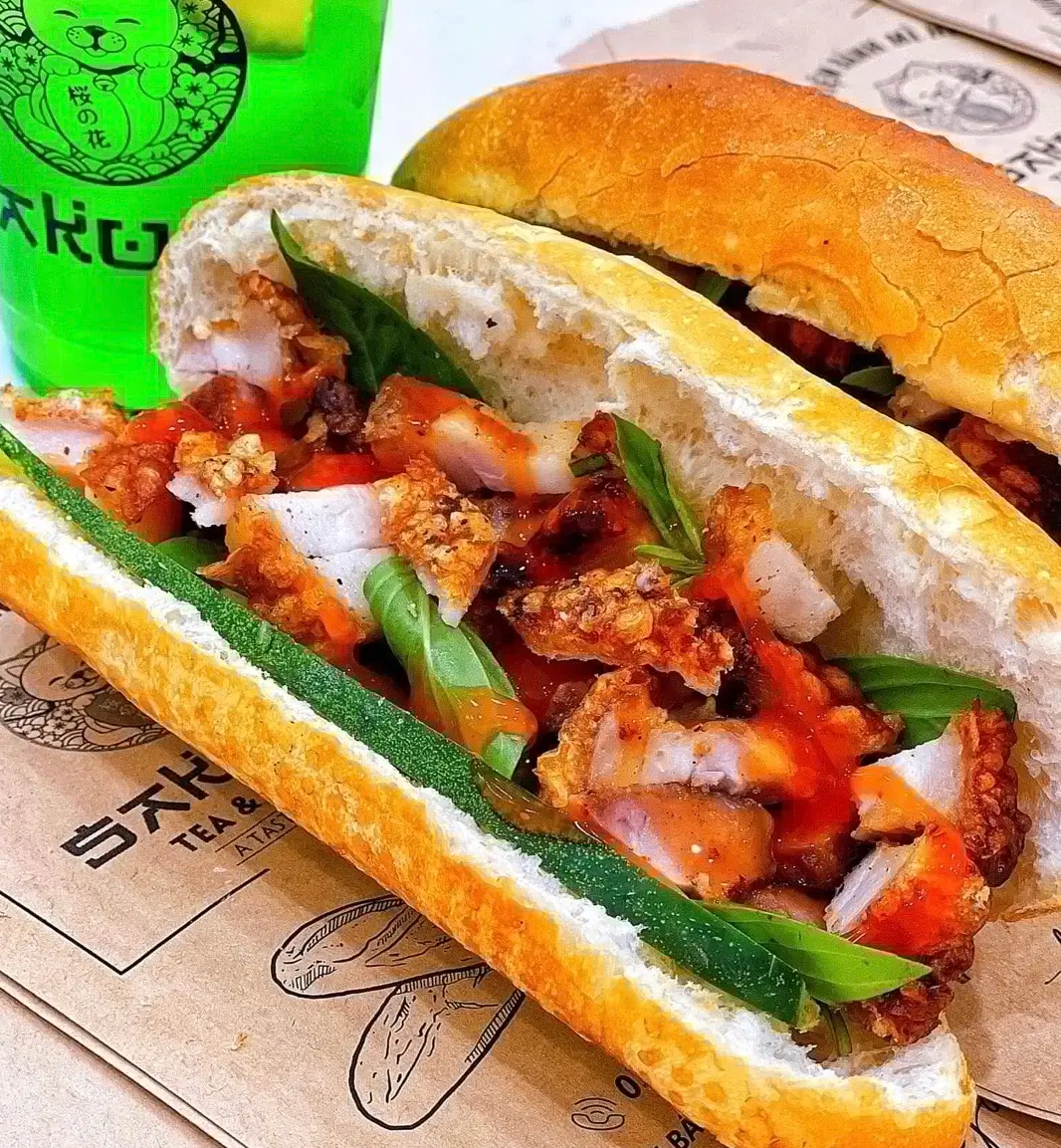 Hình ảnh Bánh mì heo quay