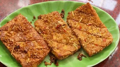 Hình ảnh Cơm Đậu Hũ Chiên Sả Ớt