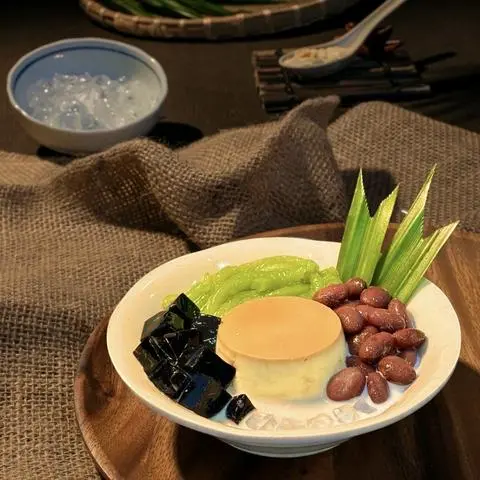 Hình ảnh Bánh flan thập cẩm