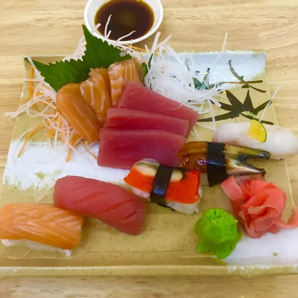 Hình ảnh Combo Sushi 13 