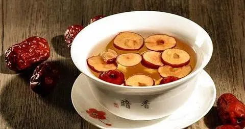Hình ảnh Trà Gừng Táo Đỏ