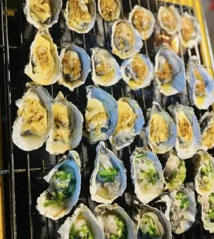 Hình ảnh Combo 5 Hàu nướng nỡ hành, 5 hàu nướng Phô mai