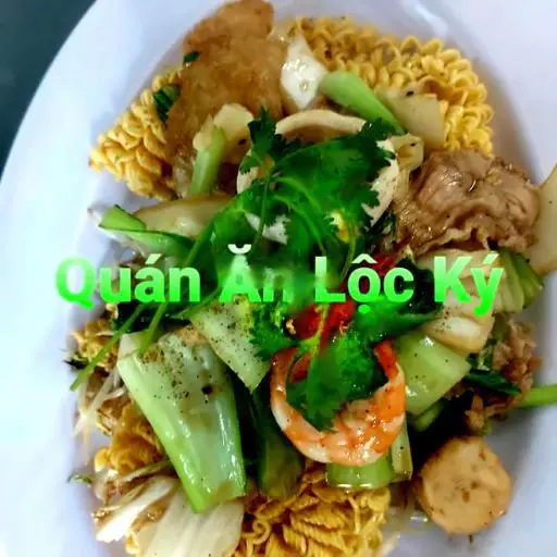 Hình ảnh Mì gói xào thập cẩm