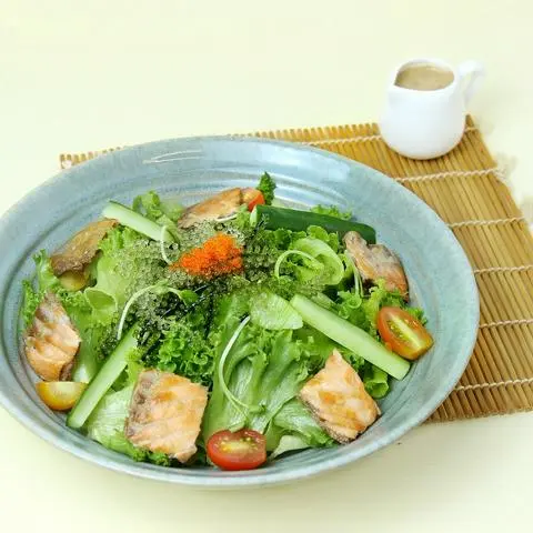 Hình ảnh SALAD DA CÁ HỒI