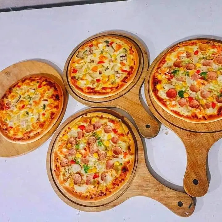 Hình ảnh Pizza Xúc Xích Cheese