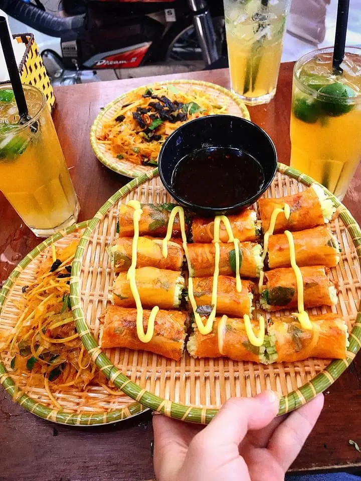Hình ảnh Bánh Tráng Cuốn Sốt Chanh Dây Mật Ong