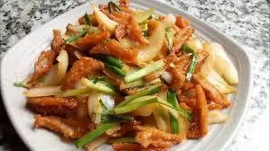 Hình ảnh Sụn gà chiên mắm