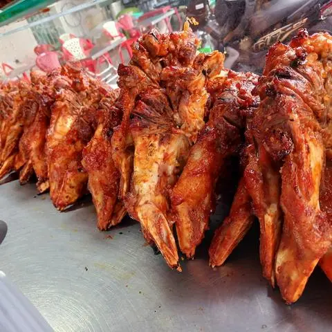 Hình ảnh Má heo dưới