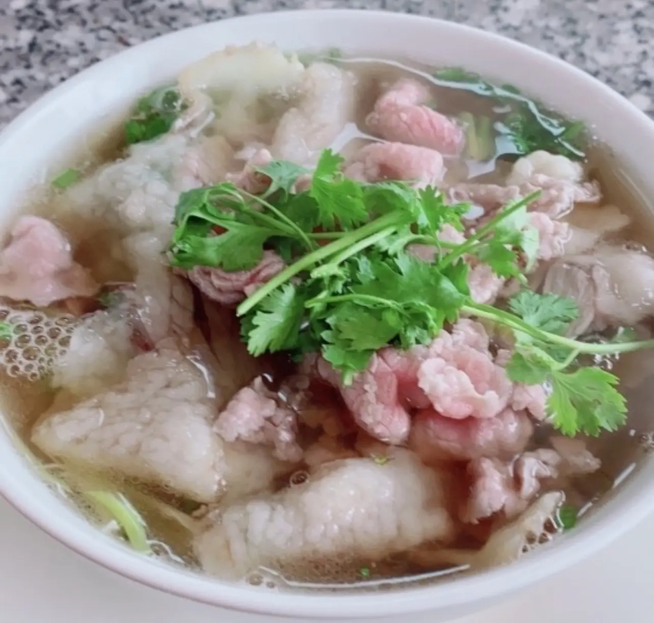 Hình ảnh Mì Gói Tái Gầu