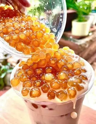 Hình ảnh Hồng Trà sữa trân châu hoàng kim 