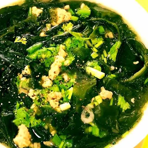 Hình ảnh Canh sườn hầm rong biển