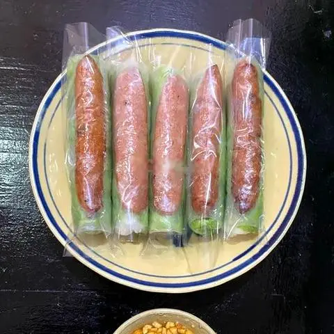 Hình ảnh Gỏi cuốn nem nướng