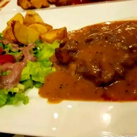 Hình ảnh Steak bò sốt tiêu