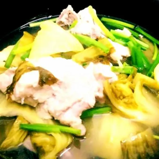 Hình ảnh Canh sườn hầm cải chua