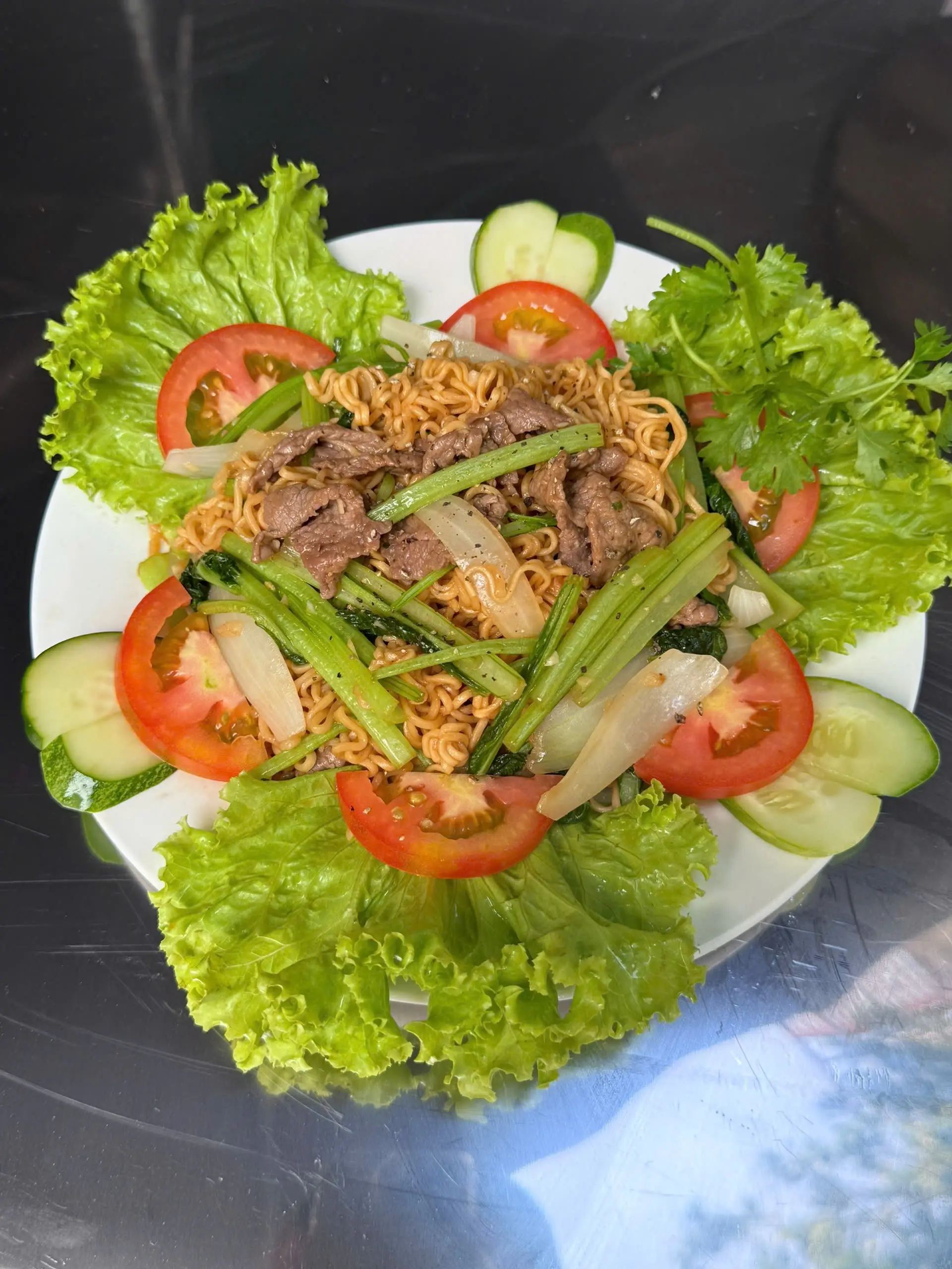 Hình ảnh Mì xào bò với trứng 