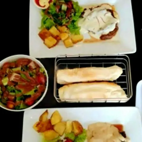 Hình ảnh Steak bò sốt phô mai