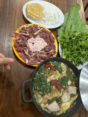 Hình ảnh Lẩu dê tươi