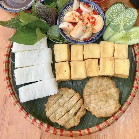 Hình ảnh Bún đậu chả cốm