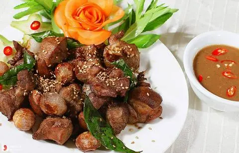 Hình ảnh Thịt Dê Nướng Mắm Nhĩ, Tiêu