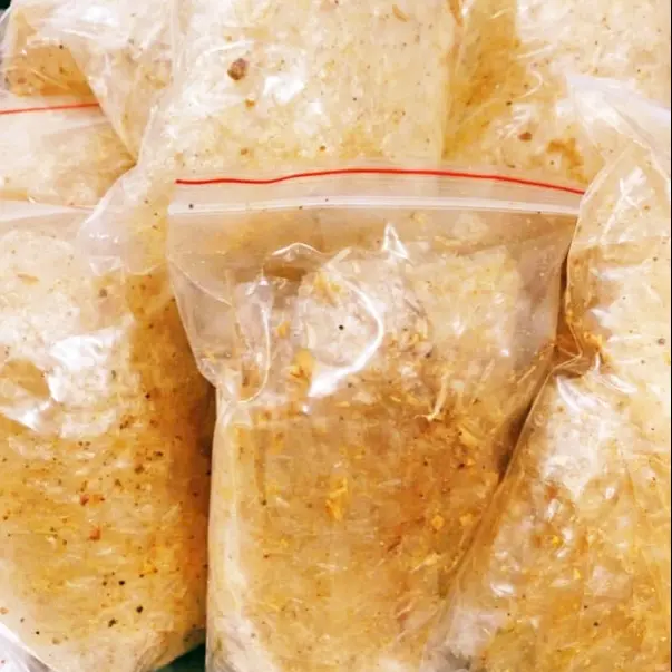 Hình ảnh Bánh tráng muối cay vừa