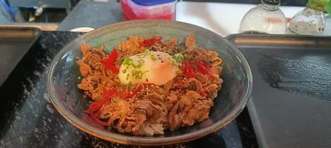 Hình ảnh Cơm bò trứng