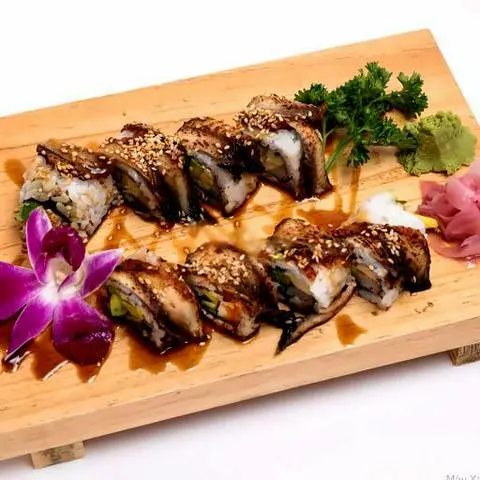 Hình ảnh Phoenix maki