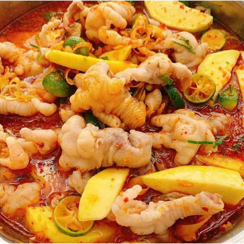 Hình ảnh Chân Gà Rút Xương Sốt Thái