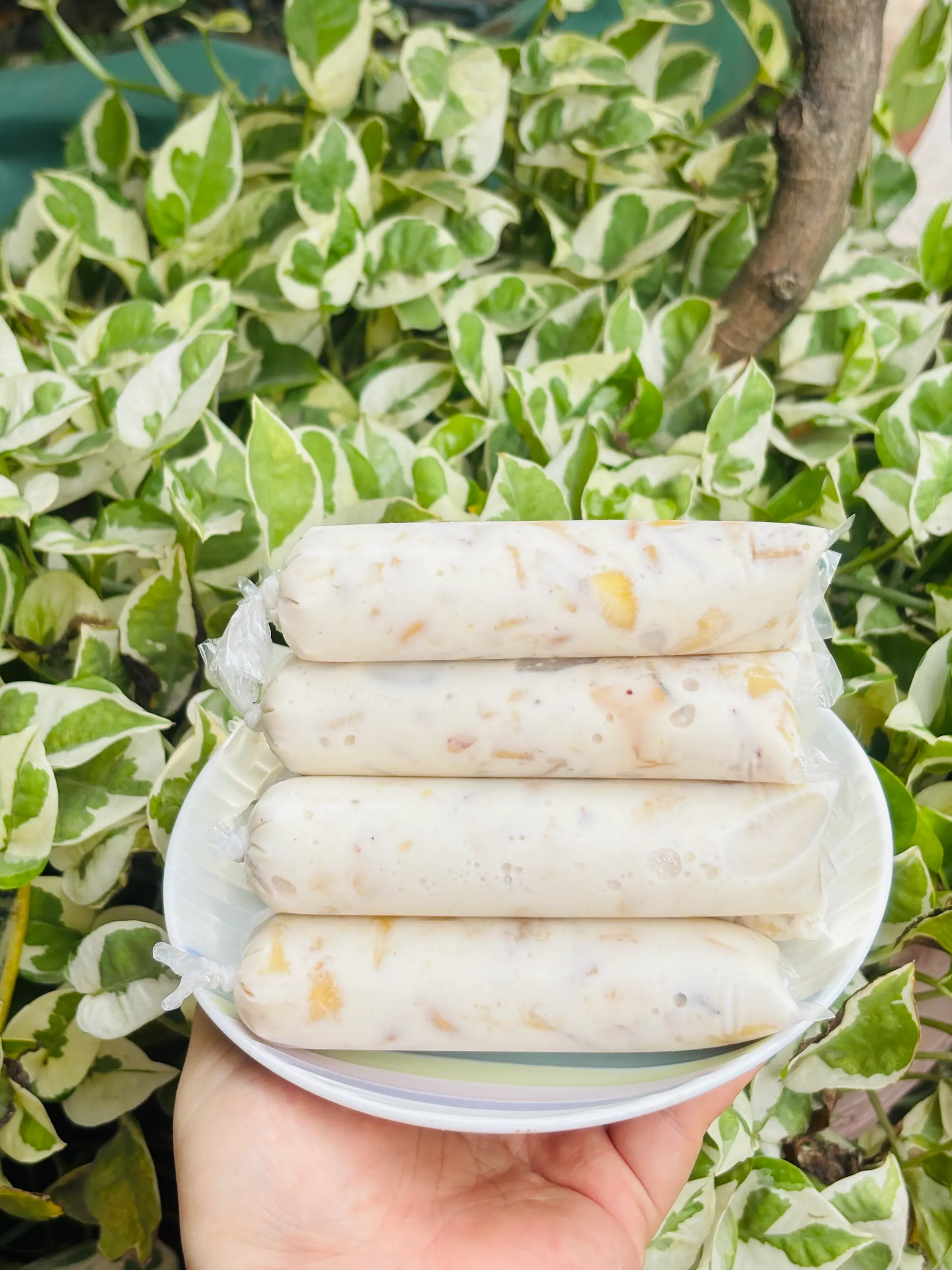 Hình ảnh 10 Túi Kem Chuối Cốt Dừa - Ăn Vặt Tuổi Thơ 
