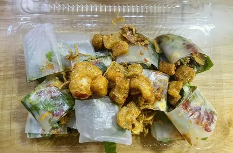 Hình ảnh Bánh tráng cuốn tóp mỡ