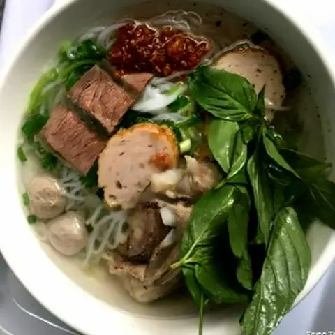 Hình ảnh Bún thập cẩm lớn