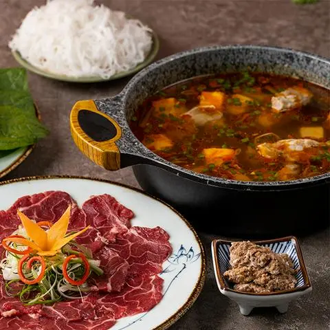 Hình ảnh Lẩu Riêu Cua Bắp Bò Sườn Sụn (Phần)