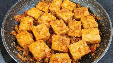 Hình ảnh Cơm Đậu Hủ Kho Sả Ớt