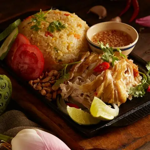 Hình ảnh Cơm gà xé