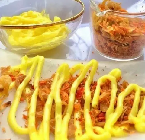 Hình ảnh Combo bánh Ps cuộn muối Ruốc hành + tặng sốt