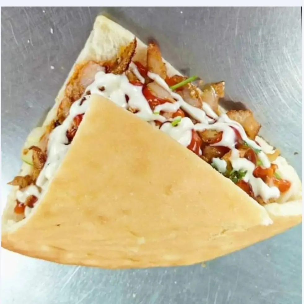 Hình ảnh Bánh mì Thổ Nhĩ Kỳ đặc biệt tam giác(thịt heo)