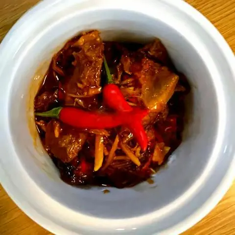 Hình ảnh Chân nấm kho gừng