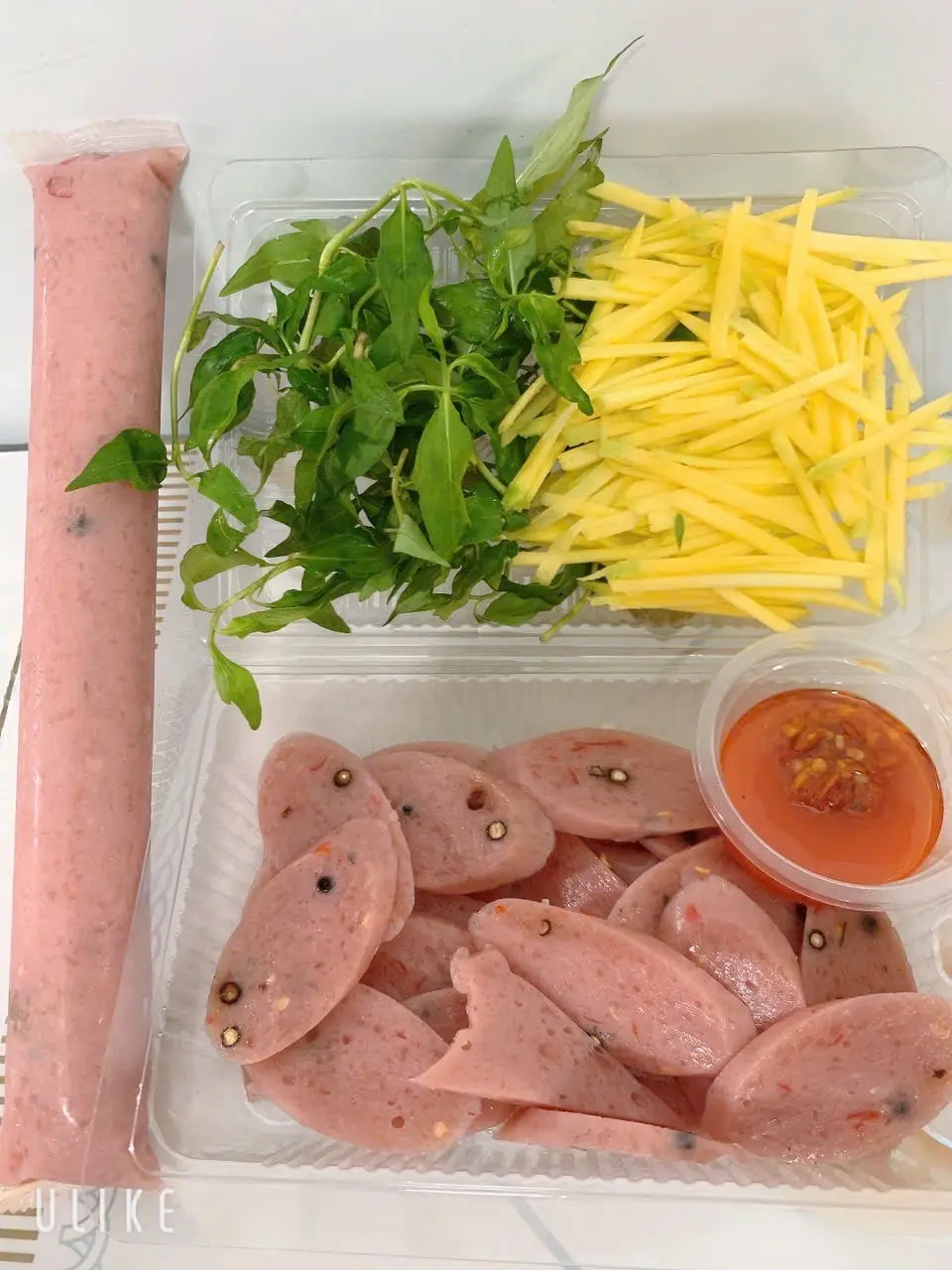 Hình ảnh Nem chua Bình Định cắt lát (1cây)