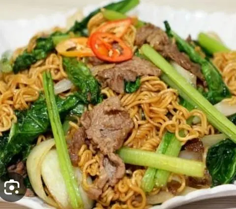 Hình ảnh Mì xào bò